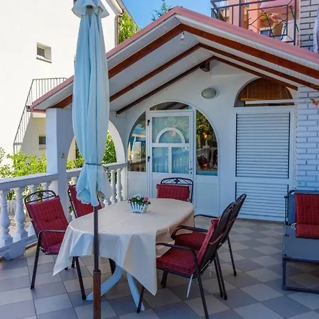 Appartamento In With Sea View, Terrace, Air Conditioning, Wifi 4626-7 Crikvenica