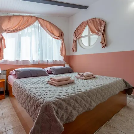 In With Sea View, Terrace, Air Conditioning, Wifi 4626-7 *