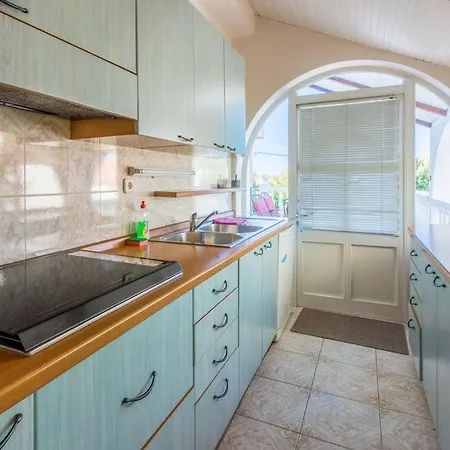 Appartamento In With Sea View, Terrace, Air Conditioning, Wifi 4626-7 *