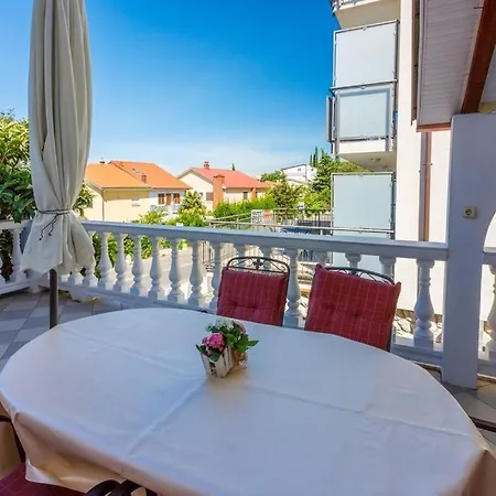 Appartamento In With Sea View, Terrace, Air Conditioning, Wifi 4626-7 Crikvenica
