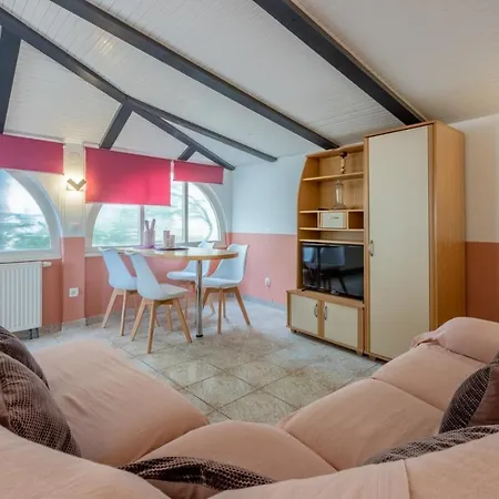 In With Sea View, Terrace, Air Conditioning, Wifi 4626-7 Appartamento *